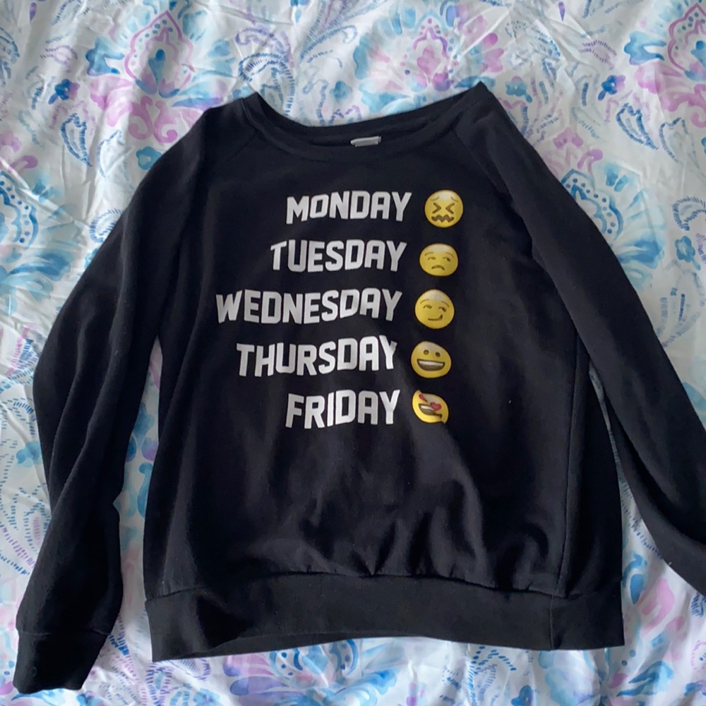 Juniors Small Black Sweatshirt
